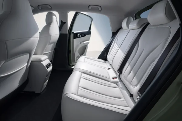 GEELY EX2